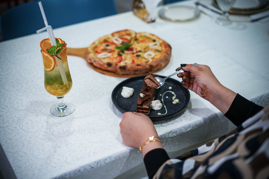Restaurant, pizza — 2
